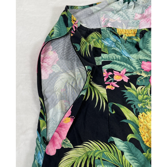 Tommy Bahama Woman’s Halter Dress Tropical Parrots Pineapple Hibiscus Sz. 6 - Picture 8 of 9